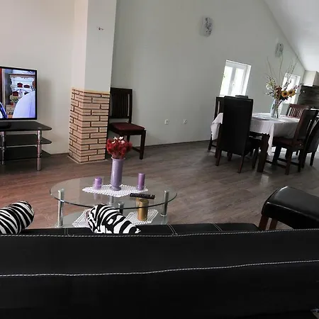 Fiorenini Appartement *