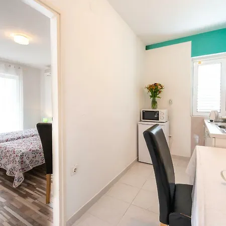 Fiorenini Apartman Mlini