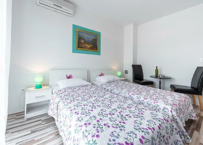 Fiorenini Apartman Mlini