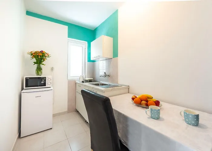 Fiorenini شقة مْليني